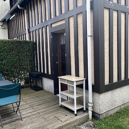 **cottage 6 Pers A - Proche Et Thalasso, Jardin, Parking, Wi-fi Gratuit** - Fr-1-487-358 Cabourg